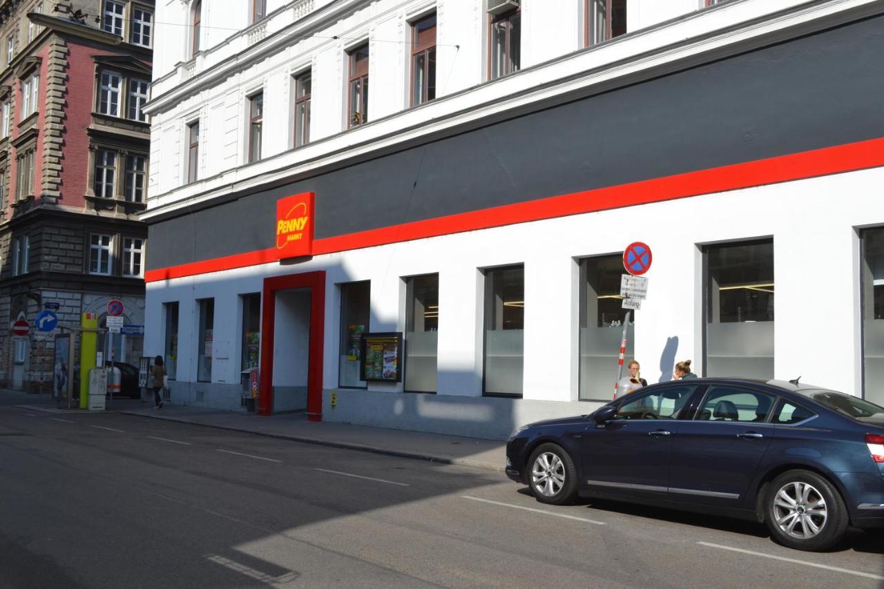 Goldfisch Apartment Taborstrasse Vienna Luaran gambar
