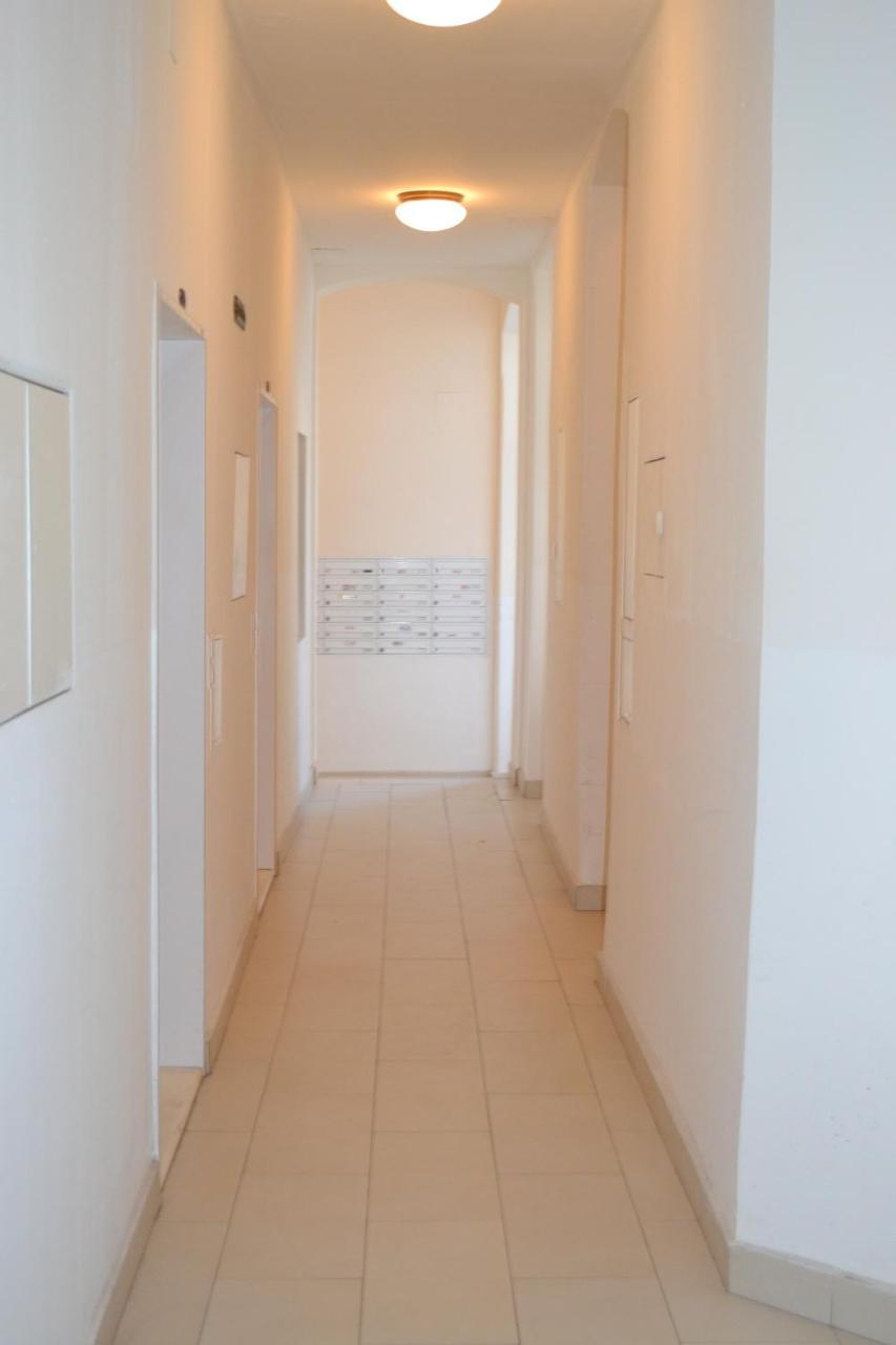 Goldfisch Apartment Taborstrasse Vienna Luaran gambar